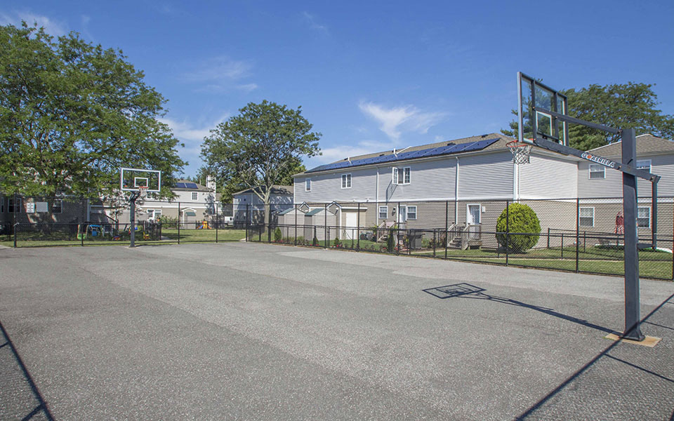 Mitchel Homes Rental Homes in East Meadow, NY Photos